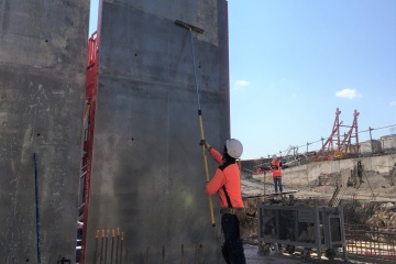 Le huileur de banches manche télescopique Nanovib® Leborgne® : Prévention de la pénibilité et gain de temps sur les chantiers
