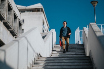 La pierre et le béton : les héros invisibles de notre quotidien