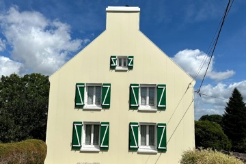 Une maison bien isolée et des volets bois conservés