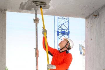 La nouvelle lisseuse longue portée nanovib® Leborgne® diminue la pénibilité sur les chantiers et limite le risque de chute de l’opérateur