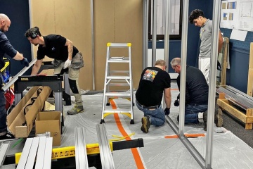 Le Groupe Installux implante un nouveau plateau technique dans les locaux de Tiaso (77) pour former les professionnels de la cloison aluminium.