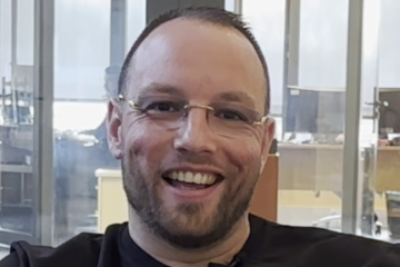 Morgan Neveu, Kevin Ruscello et Serkan Tekgodan, codirigeants de Rhône Façade Isolation (69)  « C’est un atout très important que de pouvoir proposer une solution décarbonée et made in France »